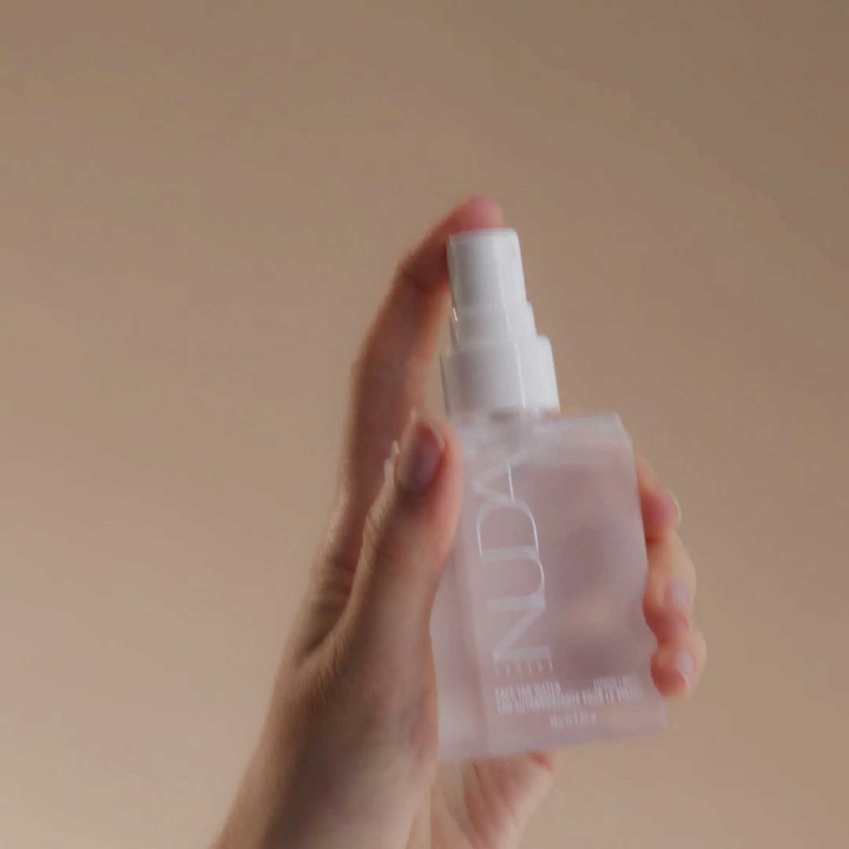 Nuda Express Face Tan Water CloudMist Express Video 5